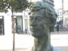 Le buste de Herg dans la rue  son nom