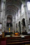 Dans la basilique
