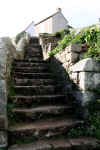 Escalier qui monte  la chapelle